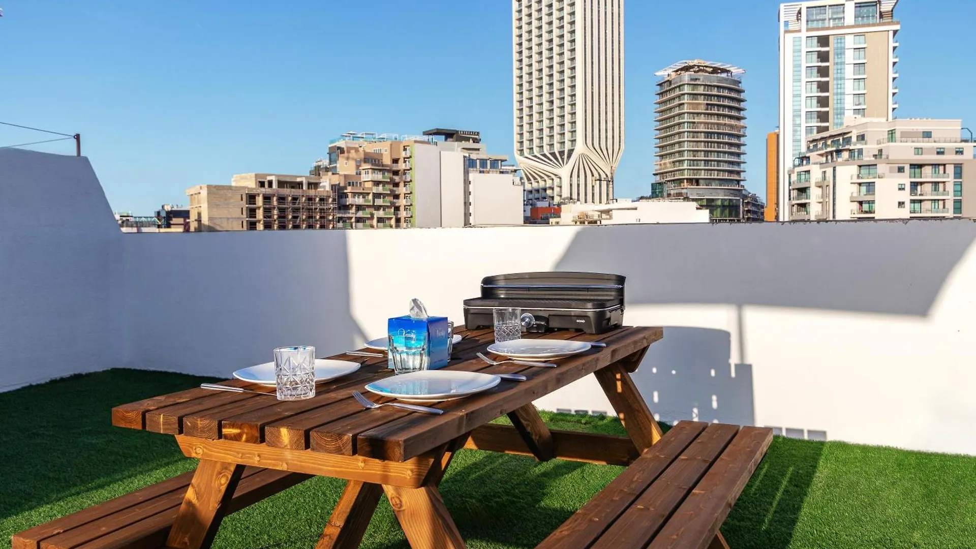 Modern 3 Bedroom Apartment Close To Paceville And Beach Is-Swieqi